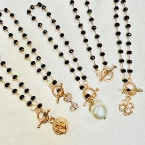 Elegant Gold and Black Beaded Bracelet